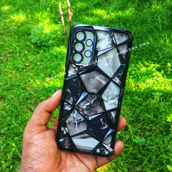 Royal Diamond Case with Keychain